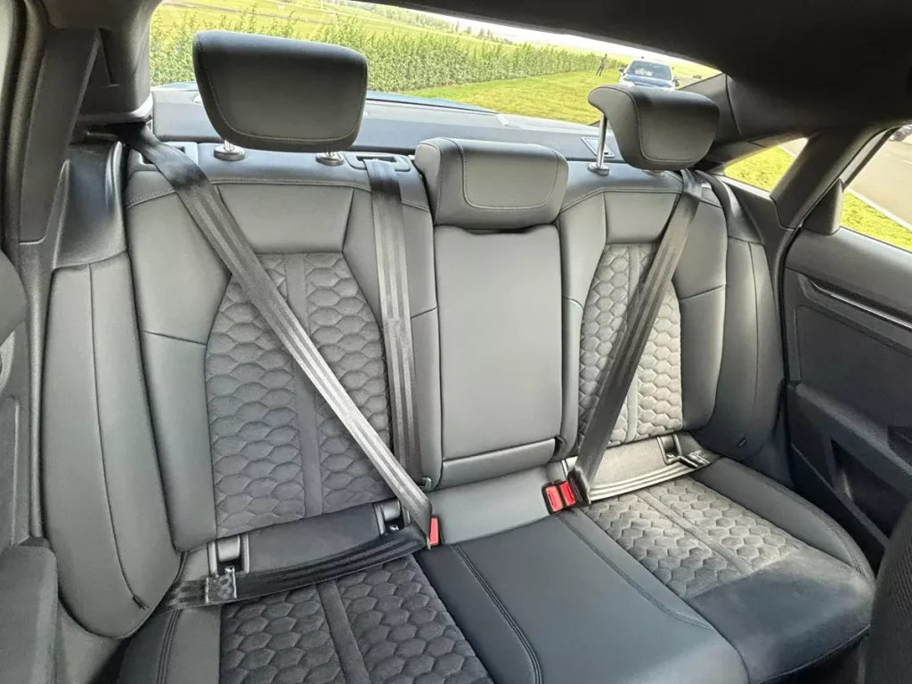 banco traseiro do Novo Audi RS3 Sedan Track