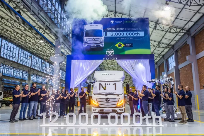 Foton-produz caminhao Brasil Aumark S 315 Veículo histórico é produzido na nova linha de montagem da empresa em Caxias do Sul (RS)