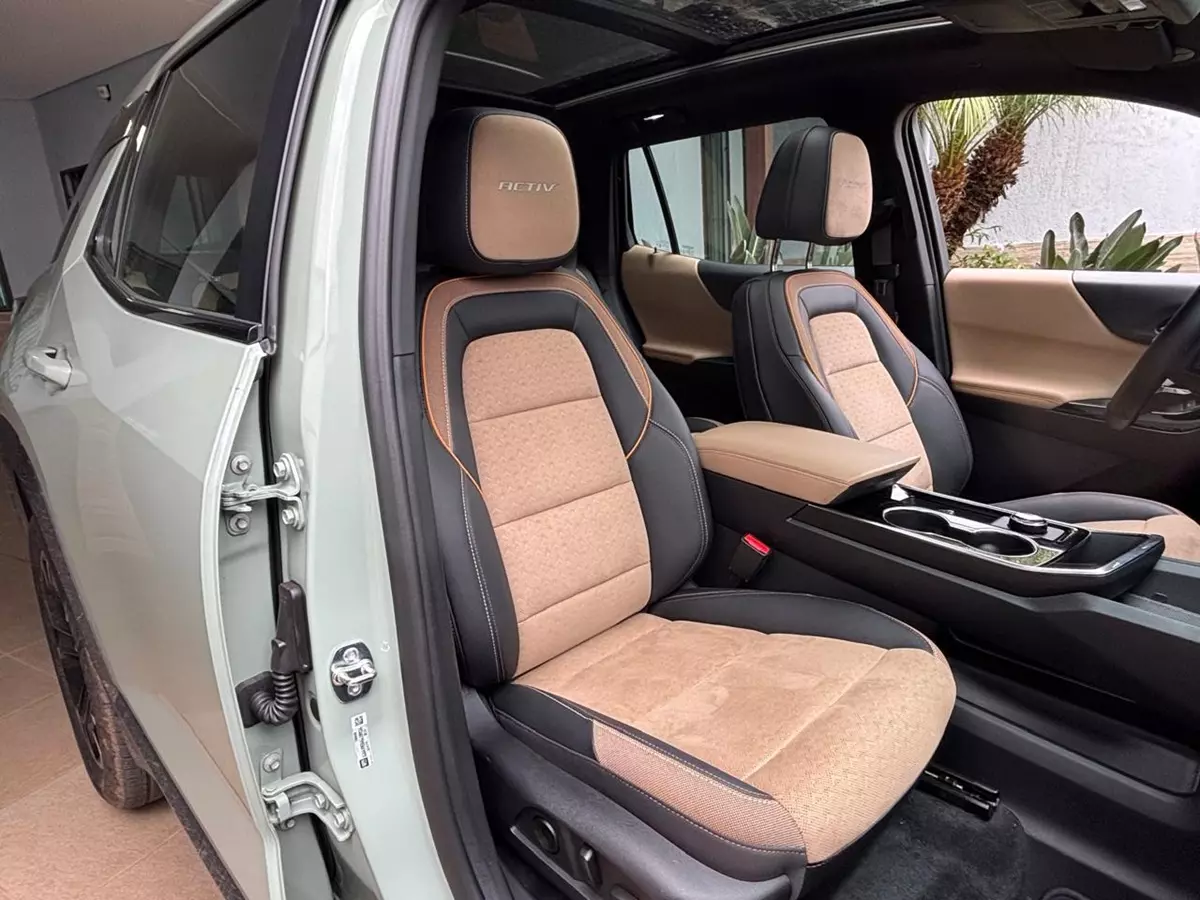 bancos dianteiros do Novo Chevrolet Equinox Activ 2025 