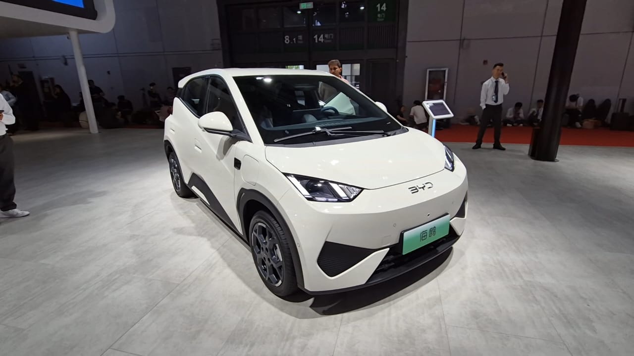 Novo BYD Dolphin Mini reestilizado
