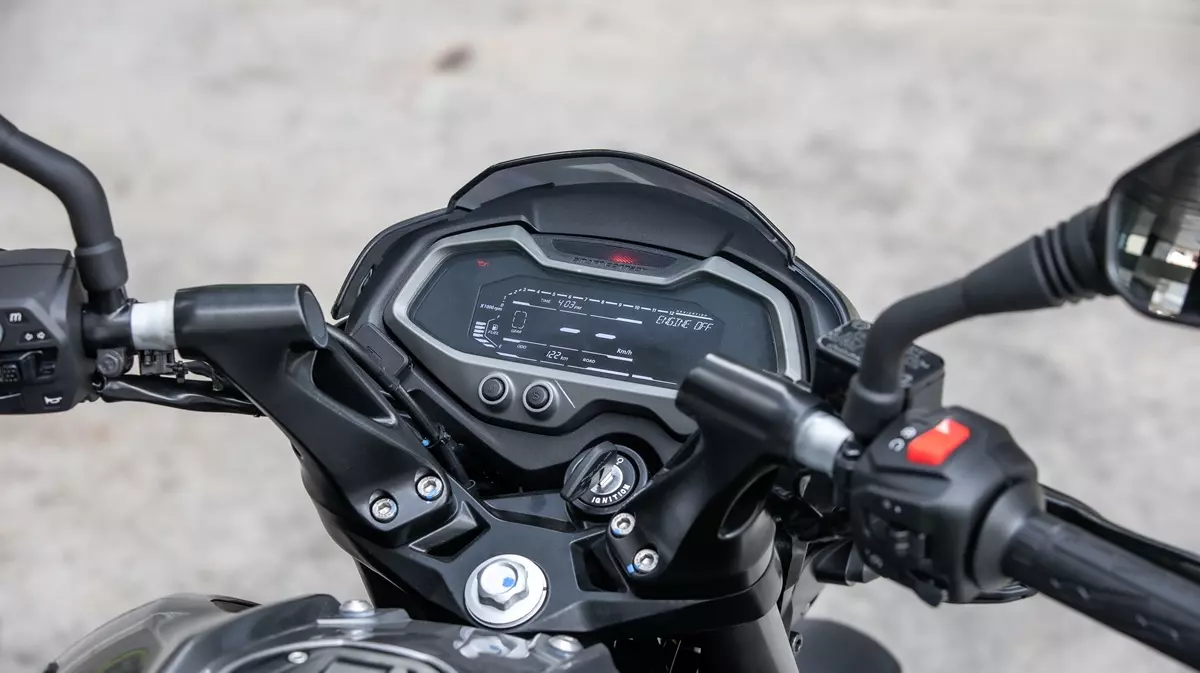 Nova Bajaj Dominar NS 160 2026