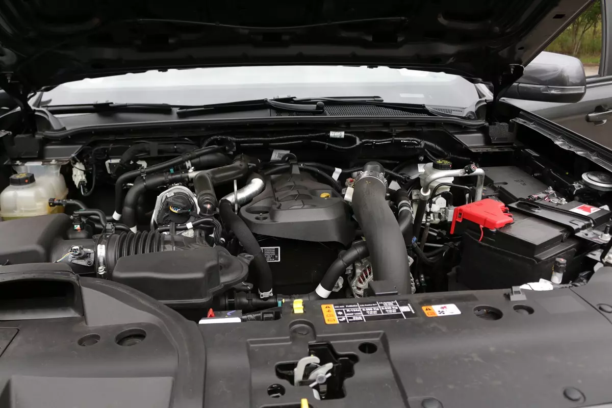 motor 2.0 Turbodiesel da Nova Ford Ranger Black 2025  