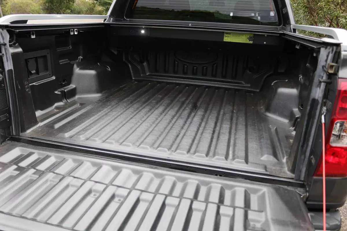 caçamba da Nova Ford Ranger Black 2025  