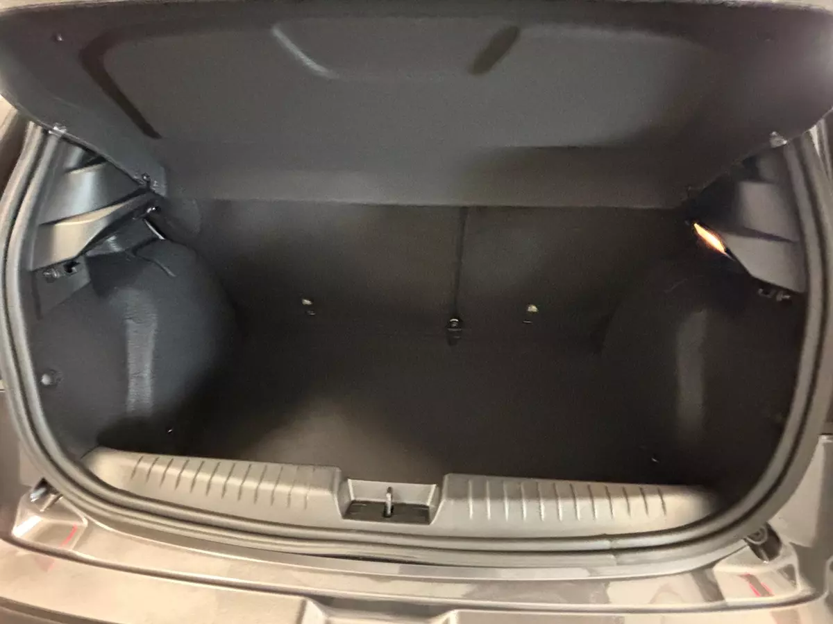 Porta-malas do Fiat Pulse Impetus T200 Hybrid 2026
