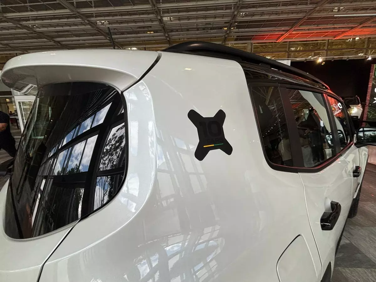 Logo de 10 anos Jeep Renegade 10 anos Willys