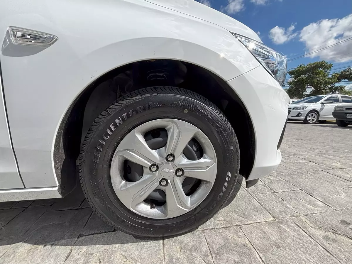roda do Chevrolet Onix Log 2025 