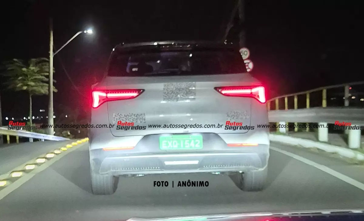 Flagra Chevrolet Captiva EV 2026  