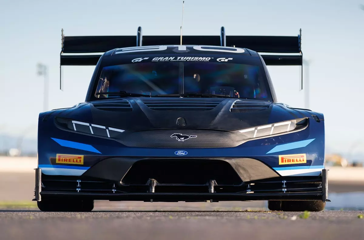 Ford Performance 2025 Super Mustang Mach-E Pikes Peak  