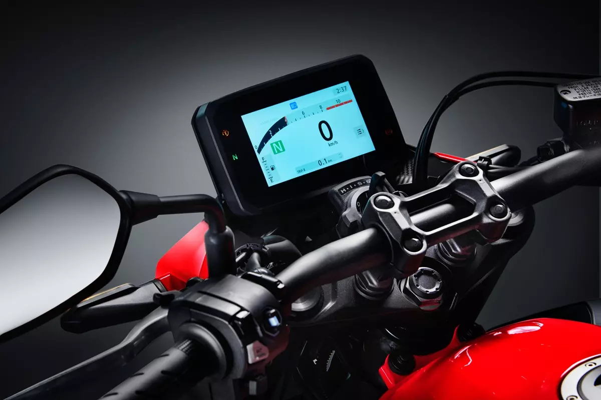 quadro de instrumentos da Nova Honda CB 500 Hornet 2026 