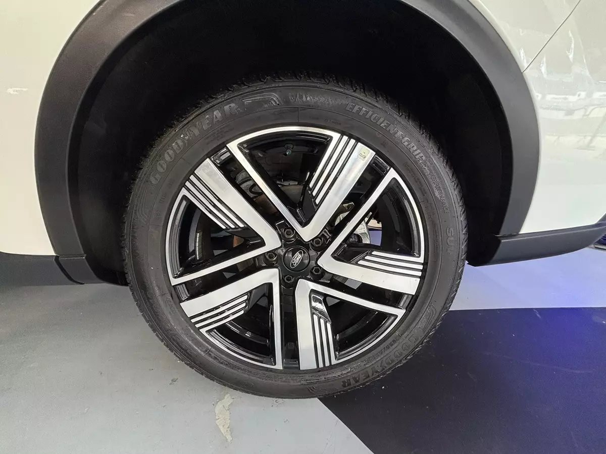 roda de 19" Novo Ford Territory Titanium 2026 
