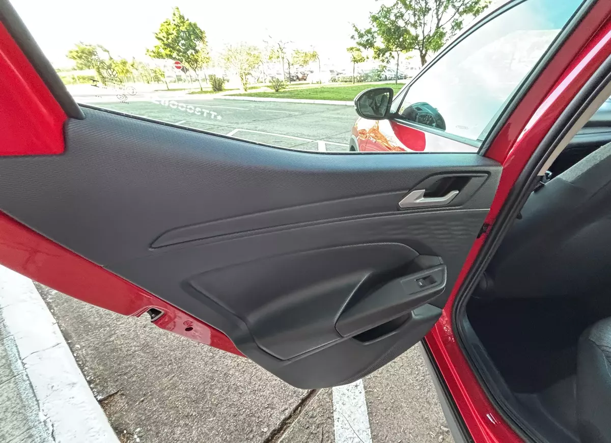 forro de porta traseiro esquerdo do VW Tera Comfort AT6 2026  