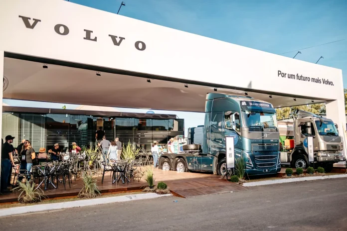 Volvo leva tecnologia e força ao Agro na Bahia Farm Show 2025