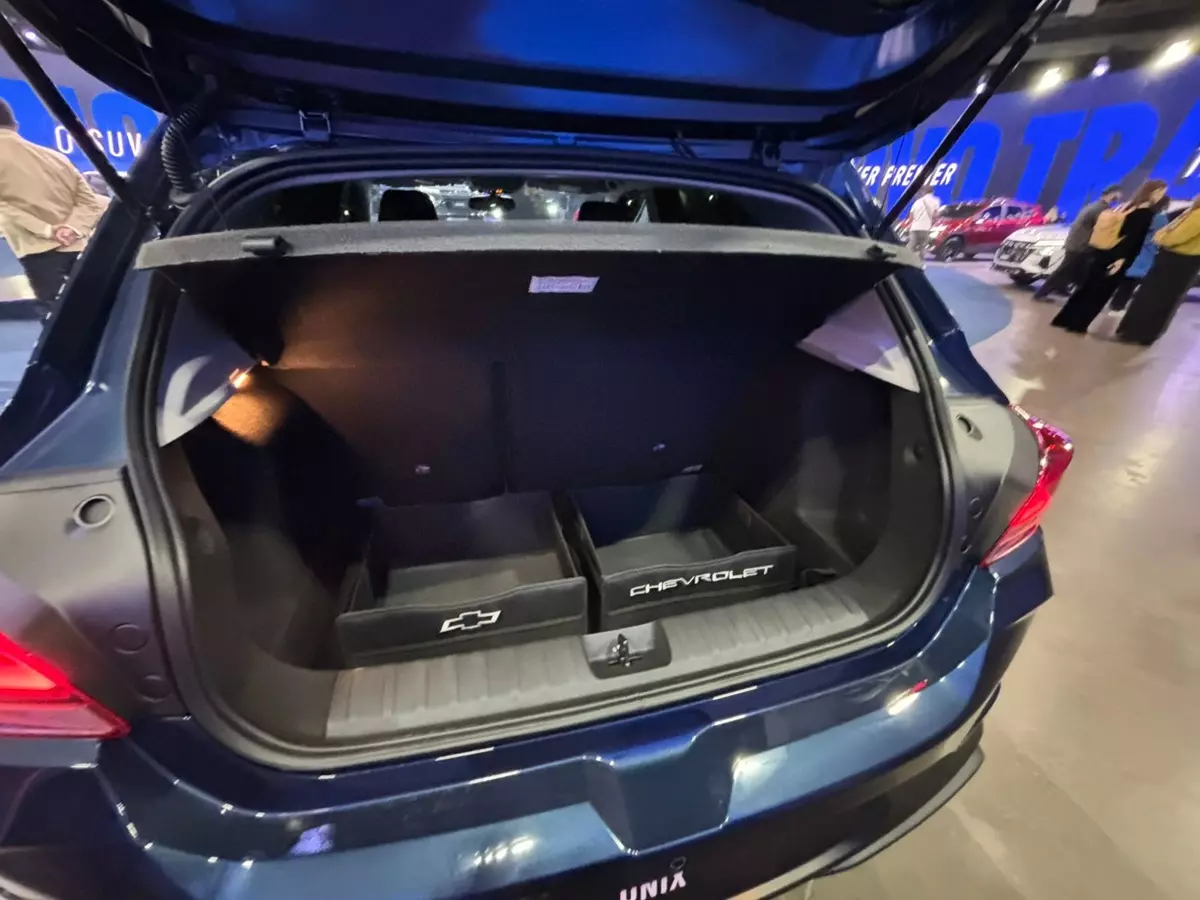 porta-malas do Novo Chevrolet Onix Premier 2026 