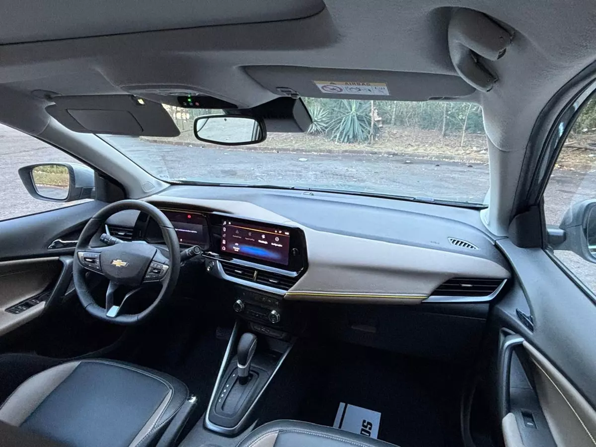 painel do Chevrolet Tracker Premier 2026