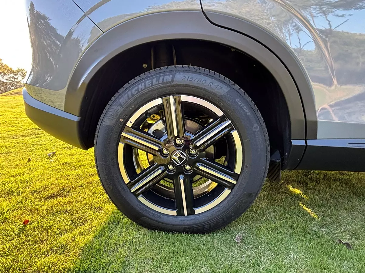 roda de liga de 17" Novo Honda HR-V EXL 2026