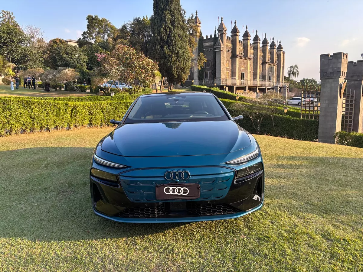 Audi A6 Sportback e-tron