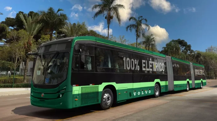 Chassi ônibus elétrico Volvo BZR Articulado