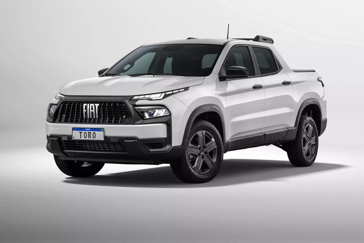 Fiat Toro Endurance 2026 de frente na cor branca
