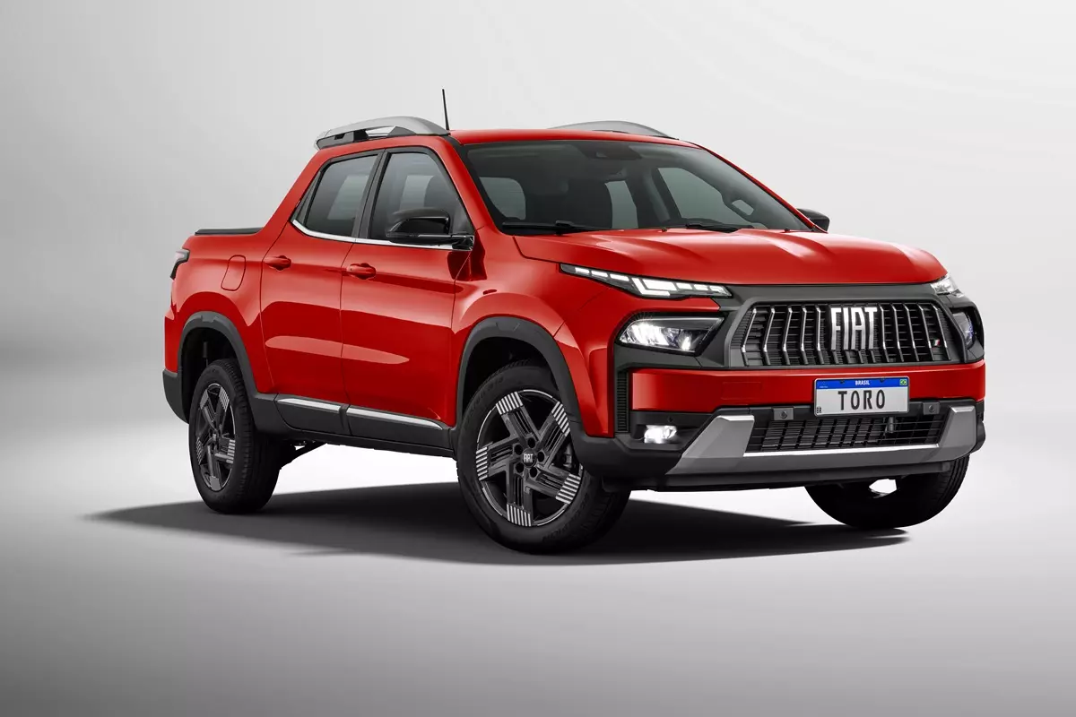 Fiat Toro Volcano 2026 de frente na cor vermelha