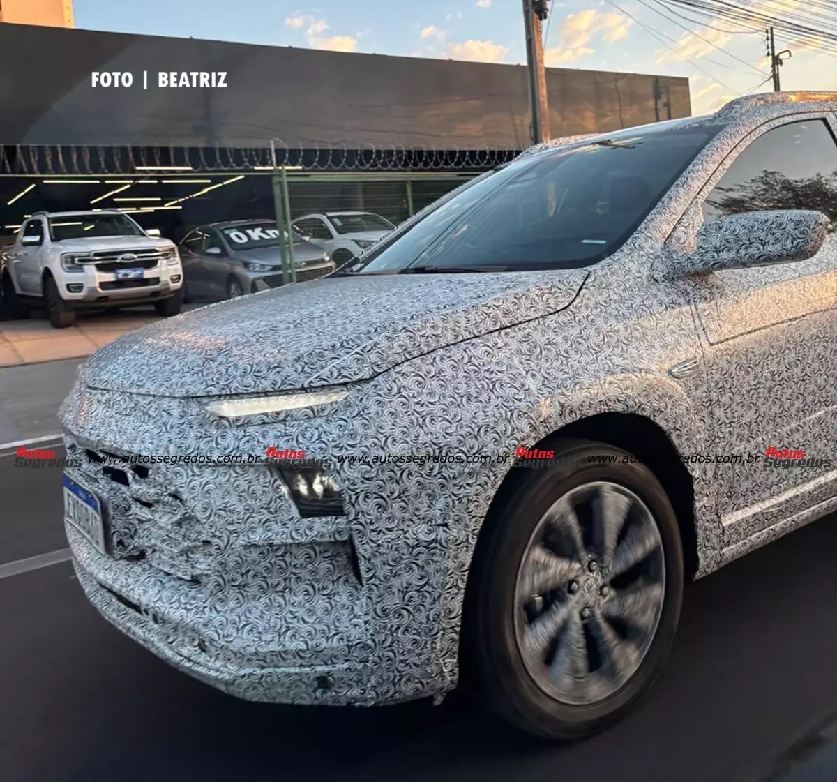 SUV do Onix tem visual revelado em flagra exclusivo (Projeto Carbon)