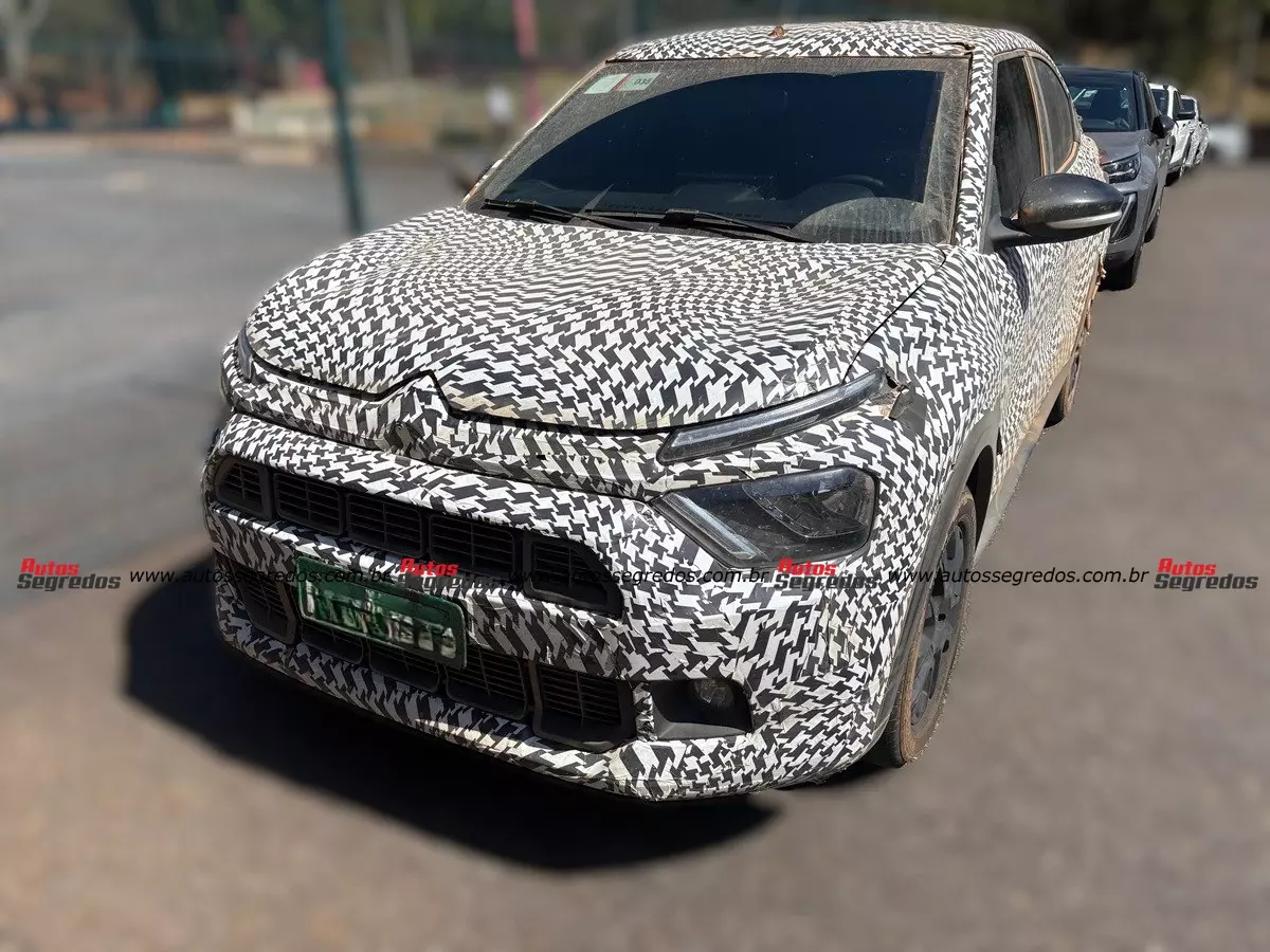 Flagra Citroën Basalt Dark Edition 2027 com sistema híbrido de 12 Volts