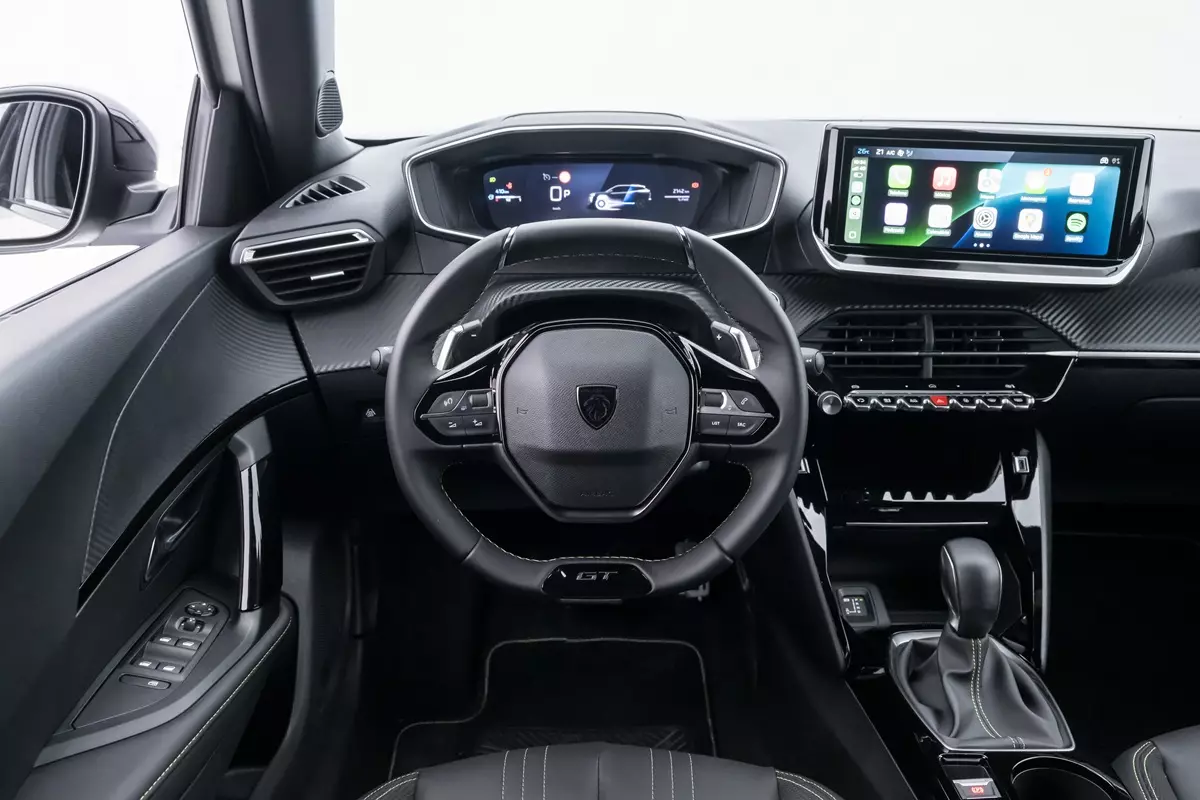 Novo Peugeot 2008 GT Hybrid 2026