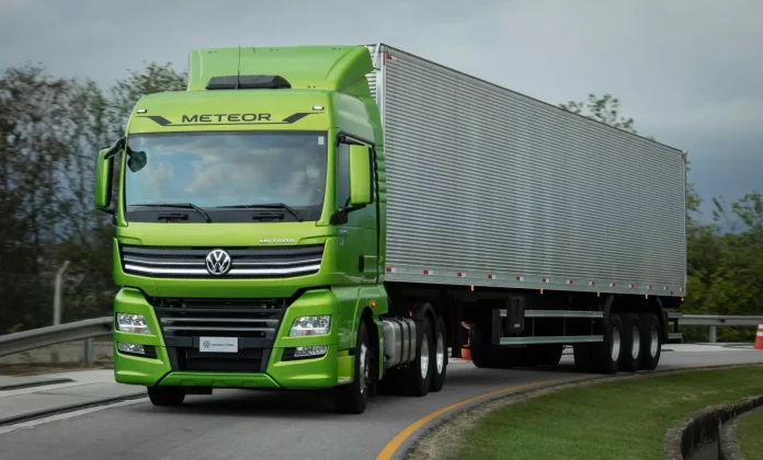Volkswagen Meteor Brasil cinco anos lançamento