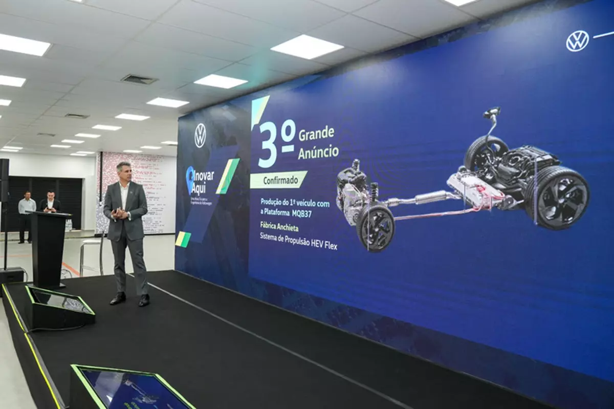 Todo Volkswagen desenvolvido na região América do Sul terá versões eletrificadas a partir de 2026