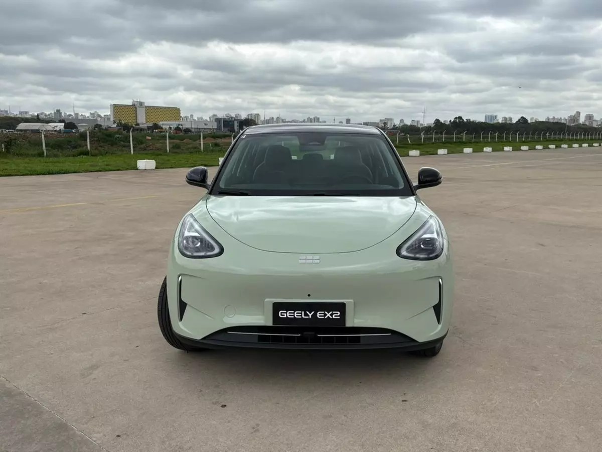 Geely EX2 Max 2026

