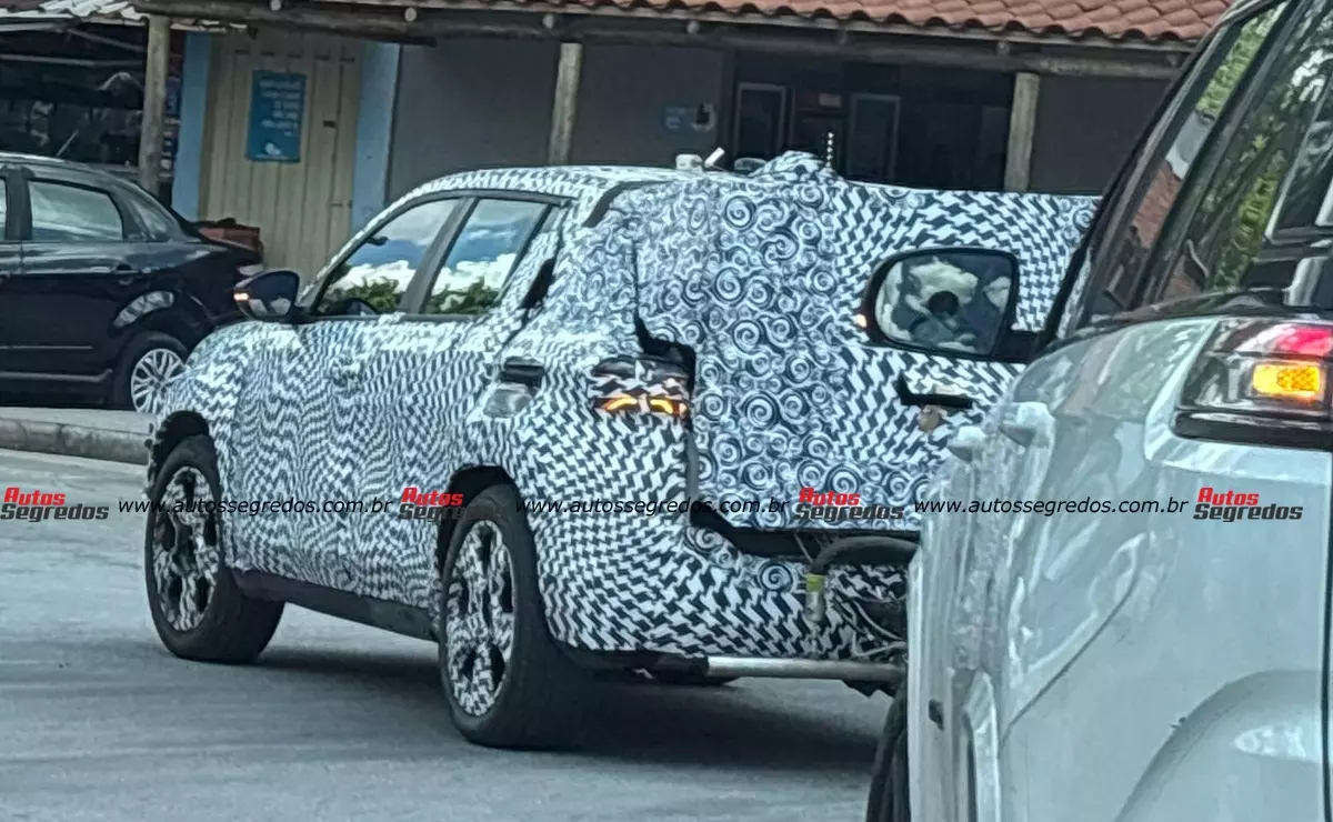Flagra: Jeep Avenger 2027 passa por testes de emissões para estrear em 2026