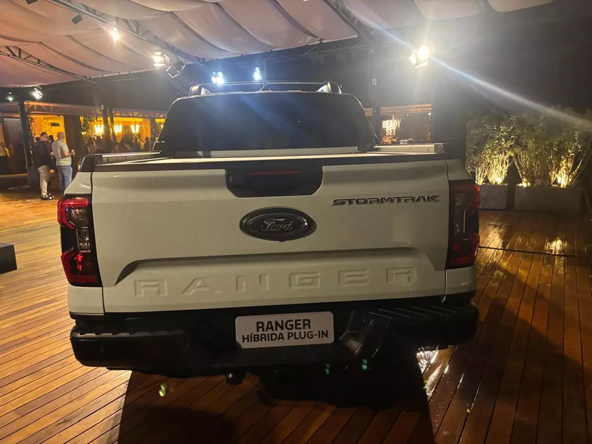 Nova Ford Ranger Stormtrack Hybrid Plug-in Flex