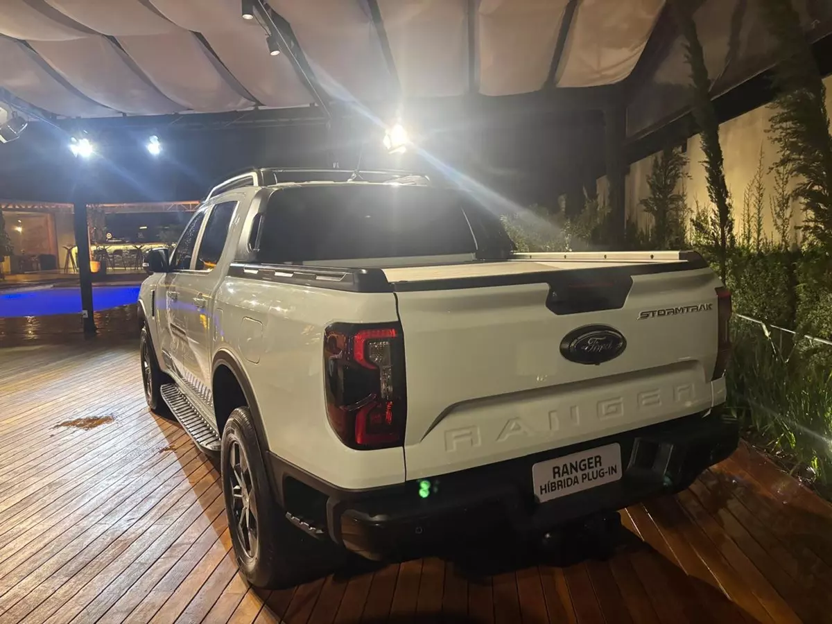 Nova Ford Ranger Stormtrack Hybrid Plug-in Flex