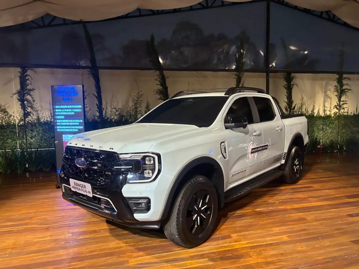 Nova Ford Ranger Stormtrack Hybrid Plug-in Flex