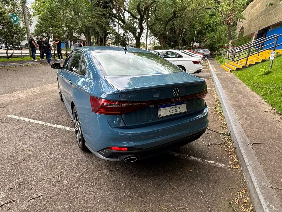 Novo Volkswagen Jetta GLI 2026 
