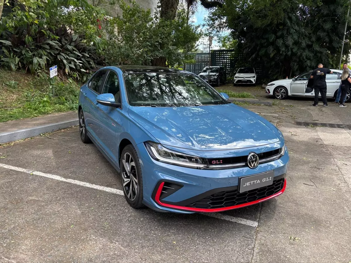 Novo Volkswagen Jetta GLI 2026 