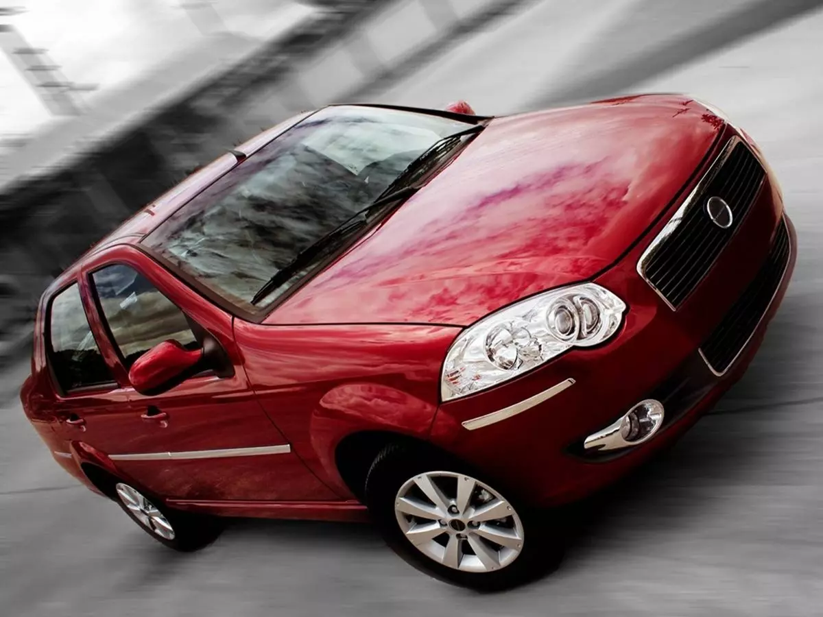 Dodge Forza é o Fiat Siena que a ex-FCA fabricou na Venezuela
