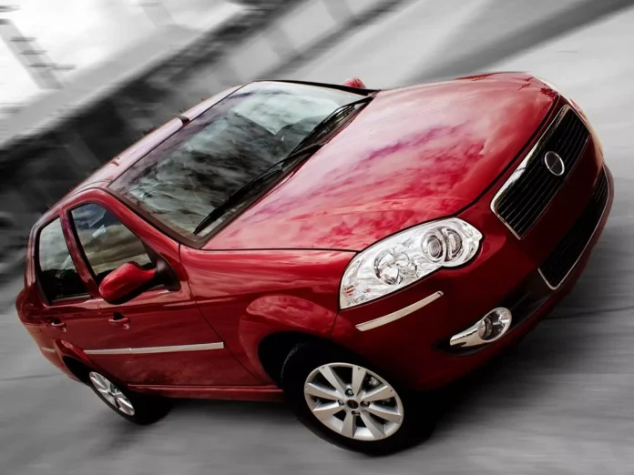 Dodge Forza é o Fiat Siena que a ex-FCA fabricou na Venezuela