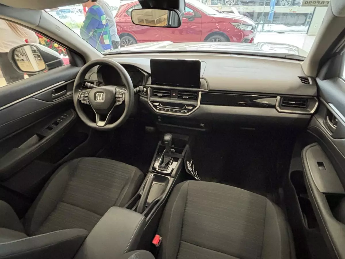 painel do Honda WR-V EX 2026 
