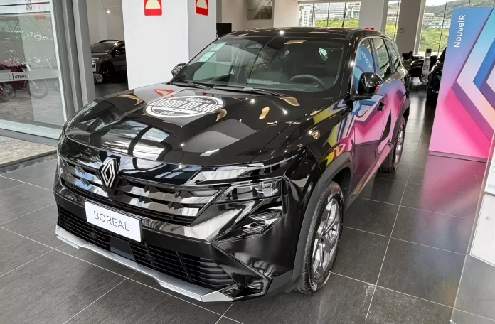 Renault Boreal Evolution 2026 de frente na cor Preto Nacré