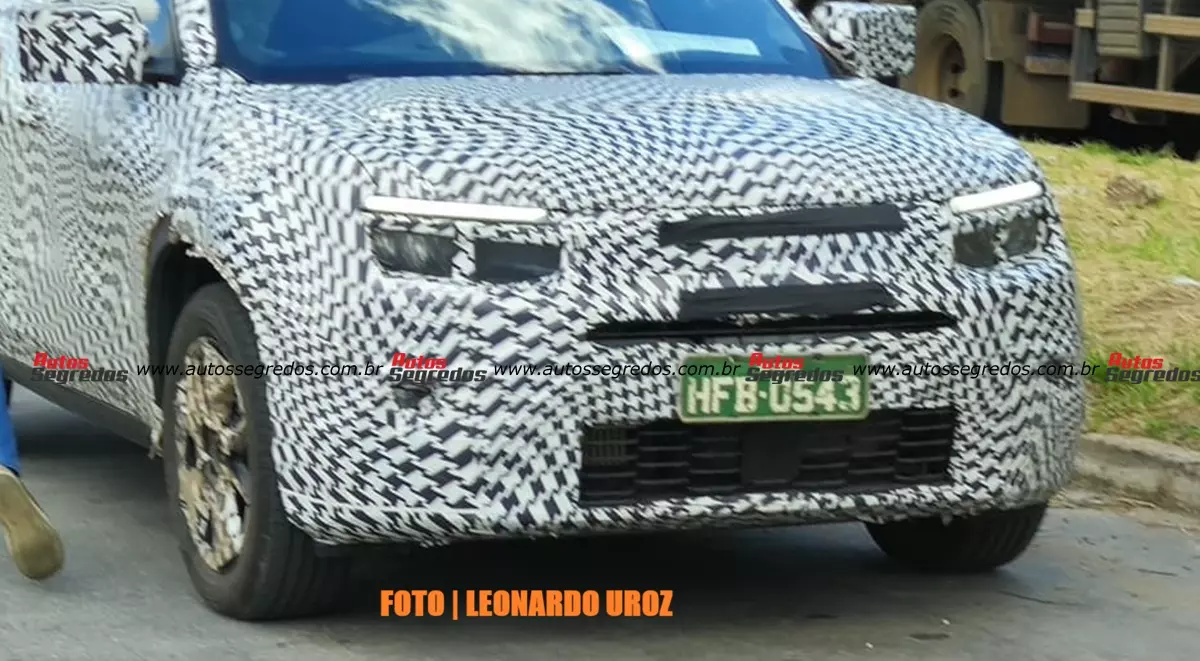 Flagra Jeep Avenger 2027