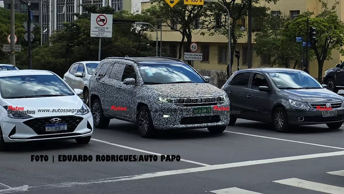 Flagra Jeep Commander MHEV 48 Volts 2027