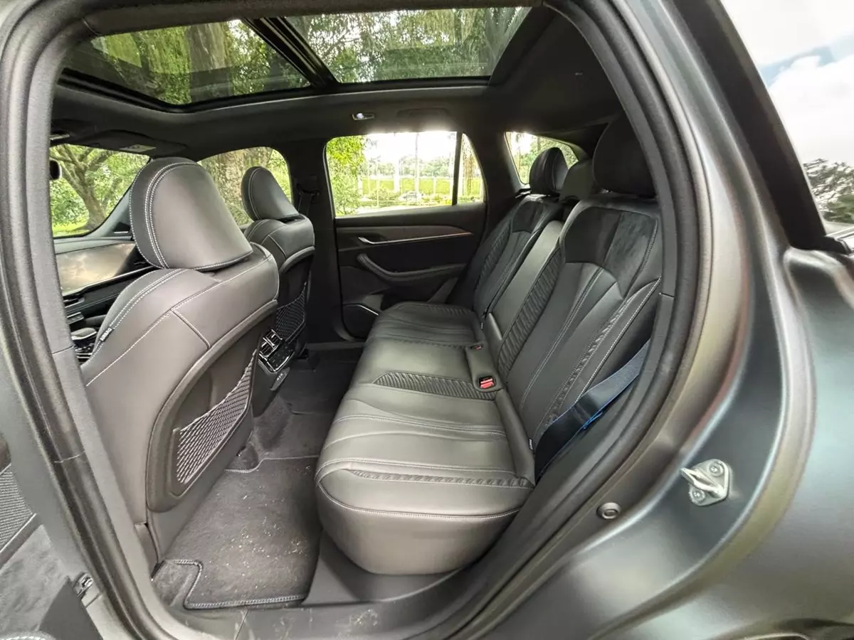 Novo Renault Koleos E-Tech Spirit Alpine 