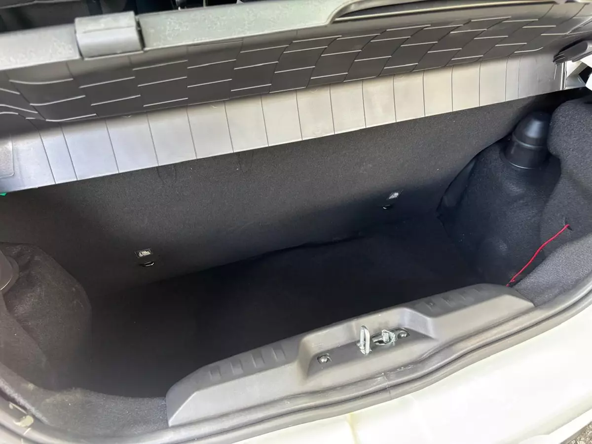 porta-malas do Fiat Mobi Like 2026
