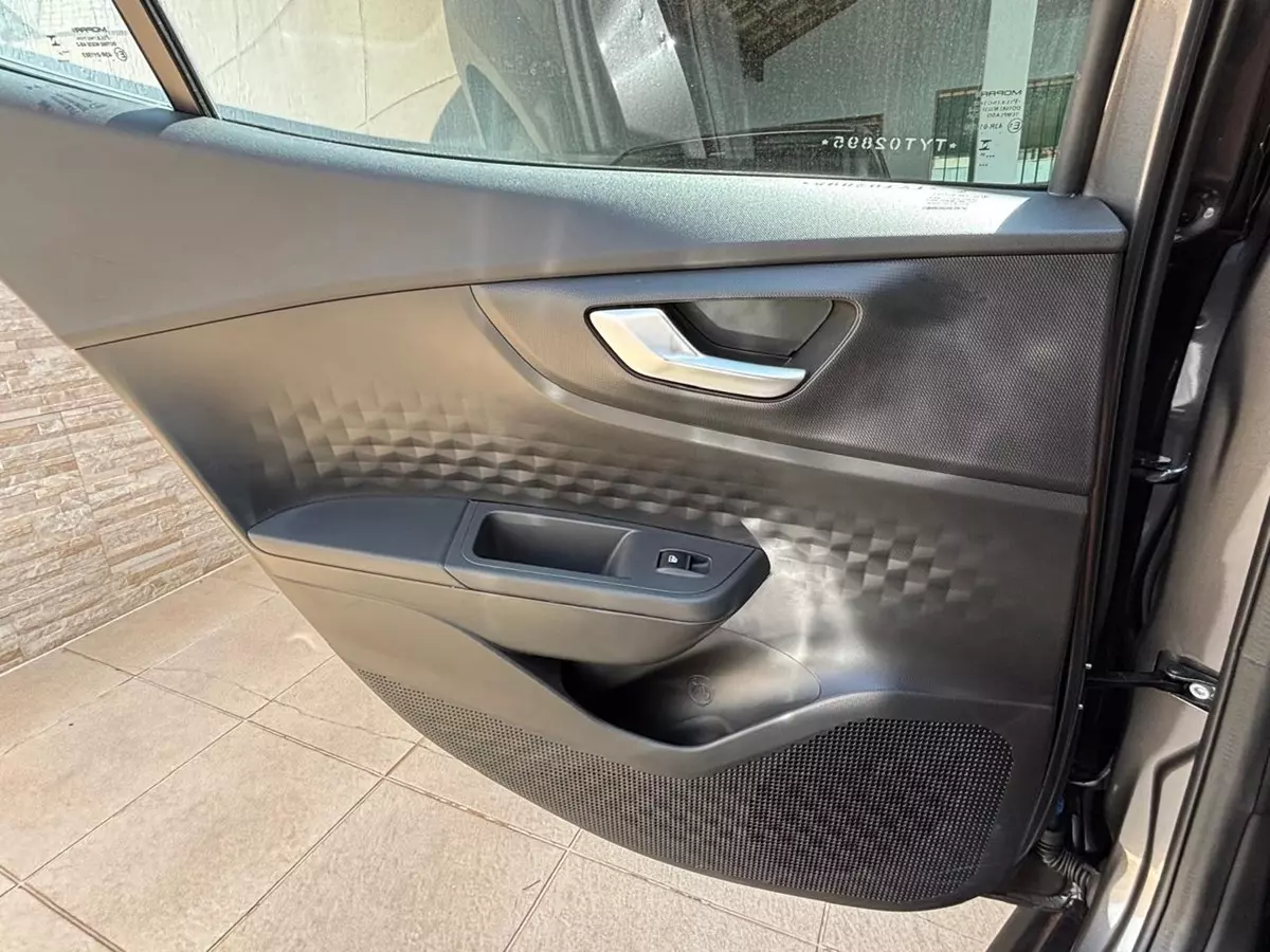 forro de porta traseiro esquerdo do Fiat Pulse Impetus Turbo 200 Hybrid 2026