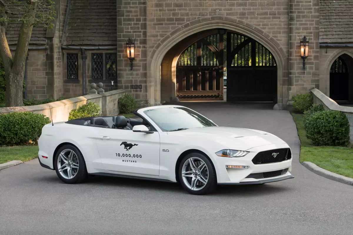 Ford Mustang Conversível 10 milhões 2019